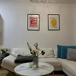 Pasta Party Apartment, Free Parking, Fully Equipped